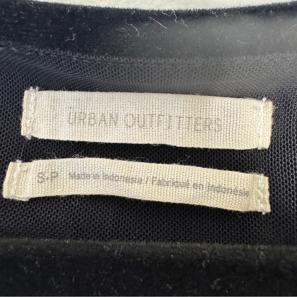 Urban Outfitters Velvet Jumpsuit Romper UO Black Ballet Wrap Dress Velour Sz S - Picture 3 of 16